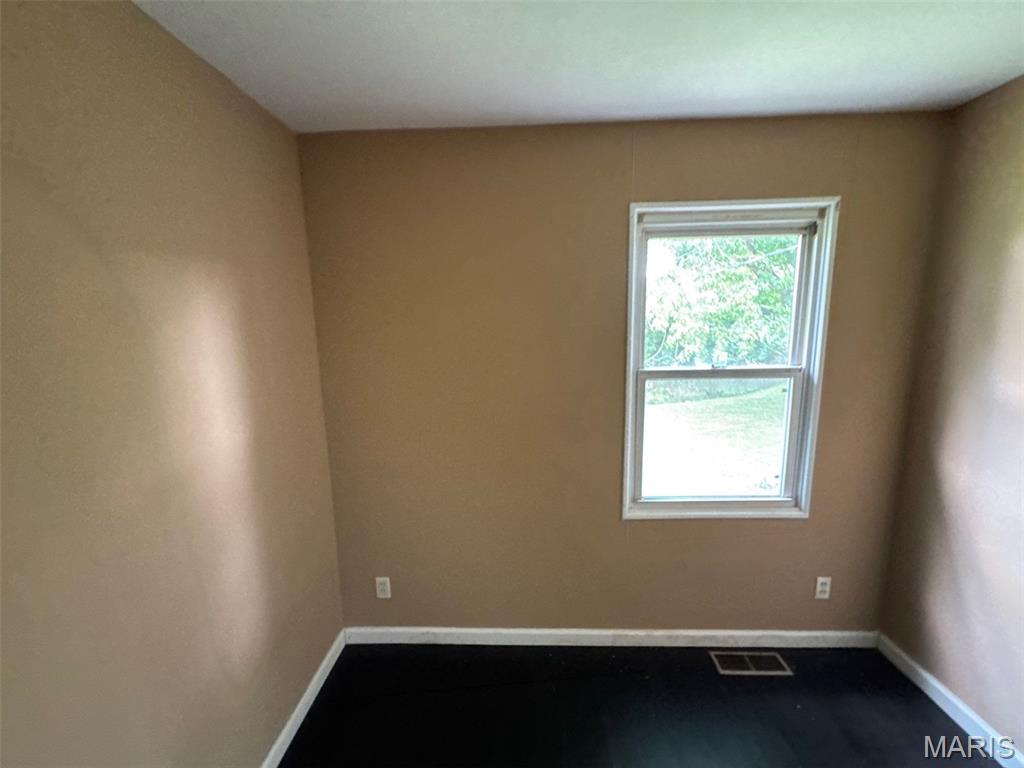Bedford Manor 2 - Residential