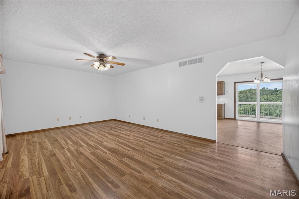 Hickory Hills Sub - Residential