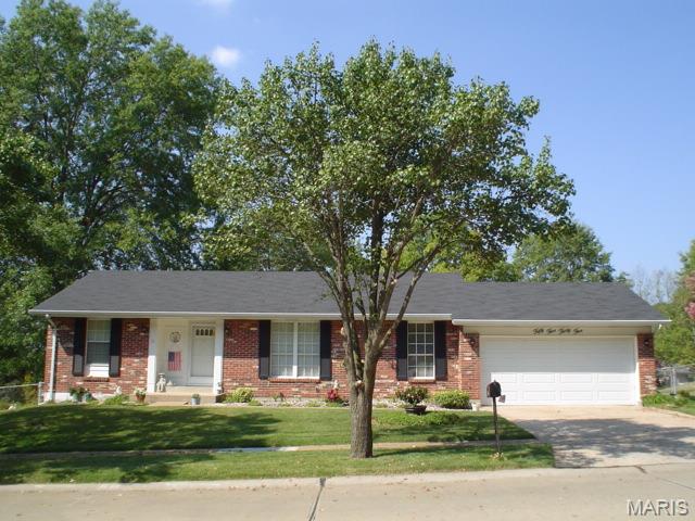 Wonderful and spacious ranch home on a cul-de-sac in Oakville. This updated home features newer wood like flooring throughout, separate living and family rooms and a formal dining area. The kitchen is open to the family room and features gourmet gas range, 42" maple cabinetry with soft close, Cambria counters, pantry and an island in the breakfast nook. The master suite has 2 closets, and an updated en-suite bath with shower only. There are 2 additional bedrooms and a full bath on the main level. The family room sliding door opens onto 2 back patios, 1 covered and sheltered from rain, perfect to curl up with a book or a nap. The basement is mostly unfinished with one finished room perfect for a home office, gym or craft area. The open, flat, fenced backyard is a gardeners dream. There is a 2 car garage that rounds out this home. Extras - on demand gas water heater, newer windows, white 6 panel doors, shed and more. This house has been lovingly updated by the current owner.