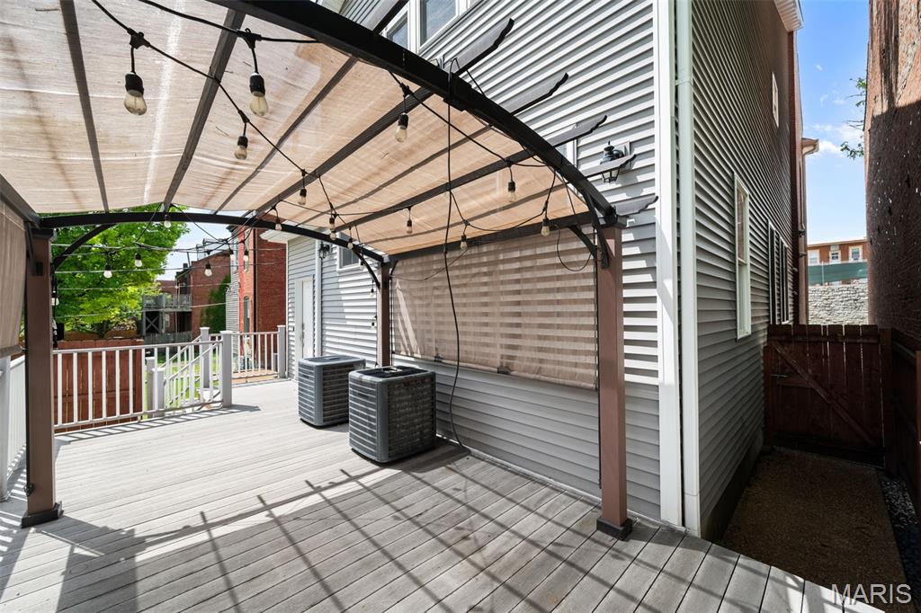 Allens Russell Terrace Add - Residential