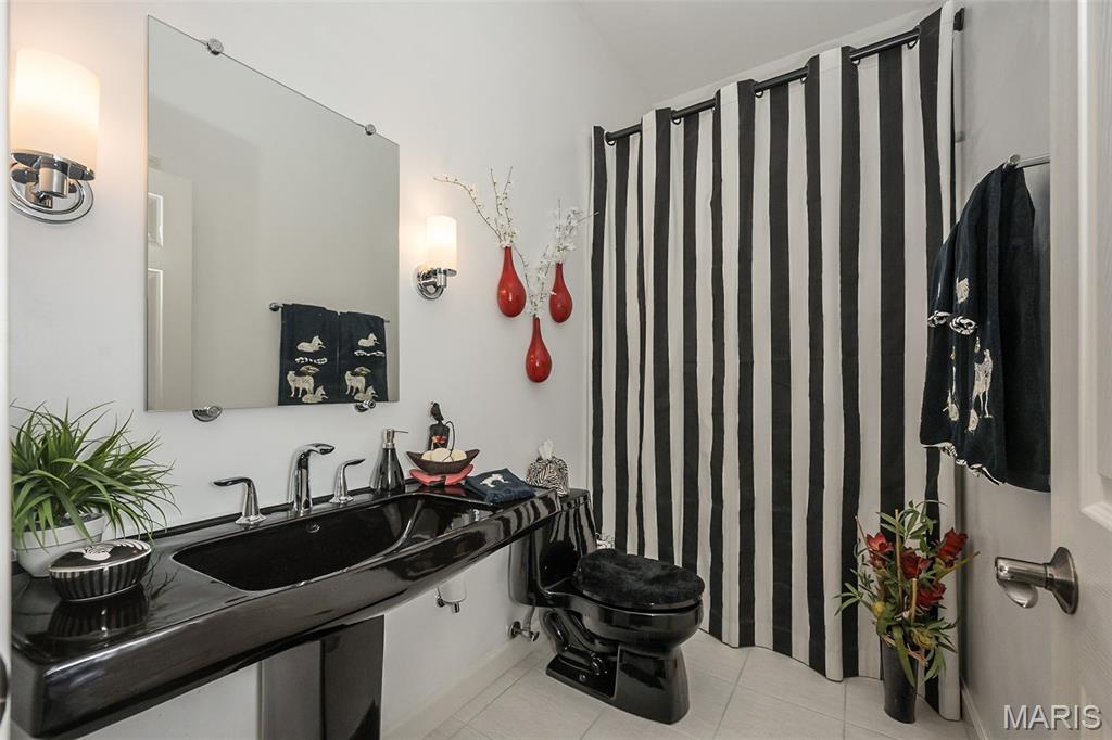 Villas At Chesterfield Pointe - Residential