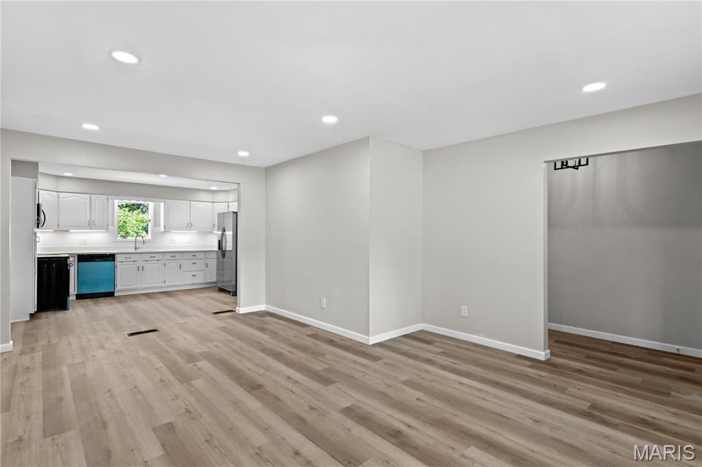 Parc Chateau 1 - Residential Lease