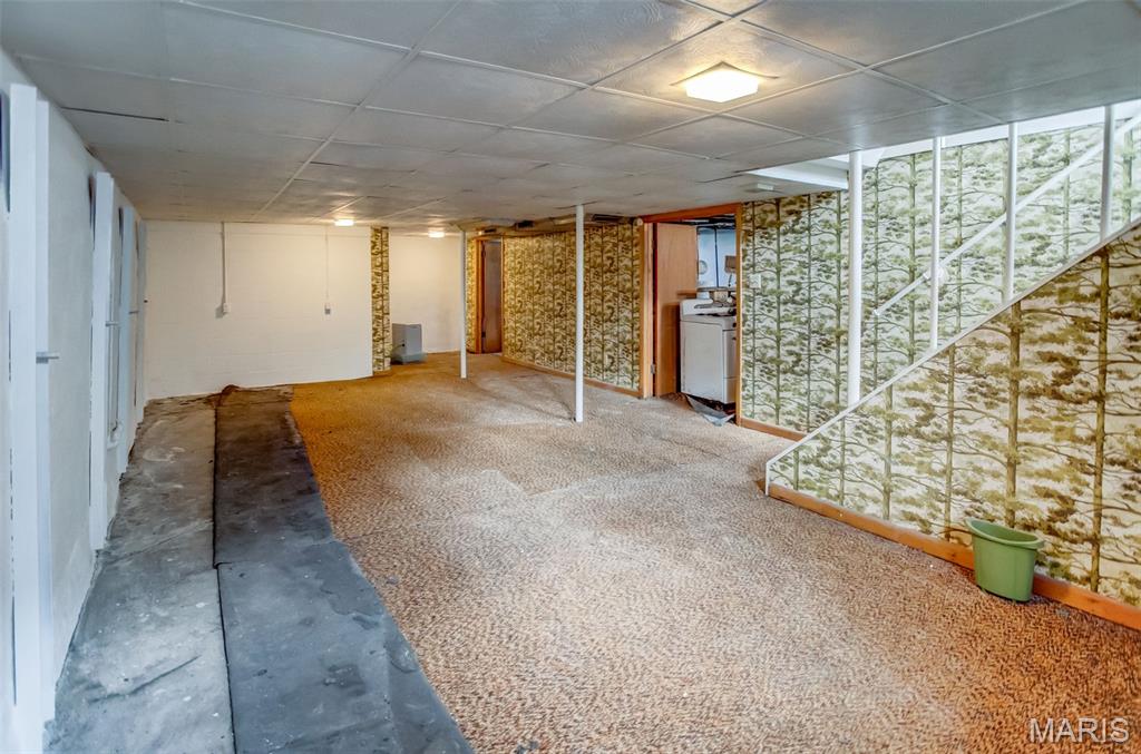 First Ext Barr Place Add - Residential
