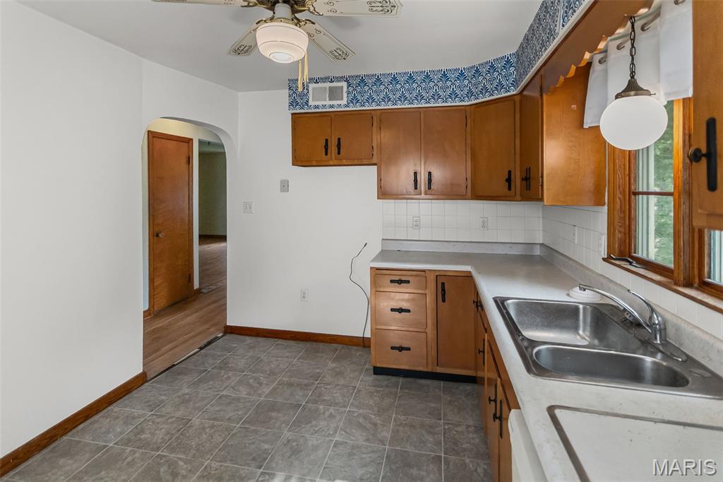 First Ext Barr Place Add - Residential