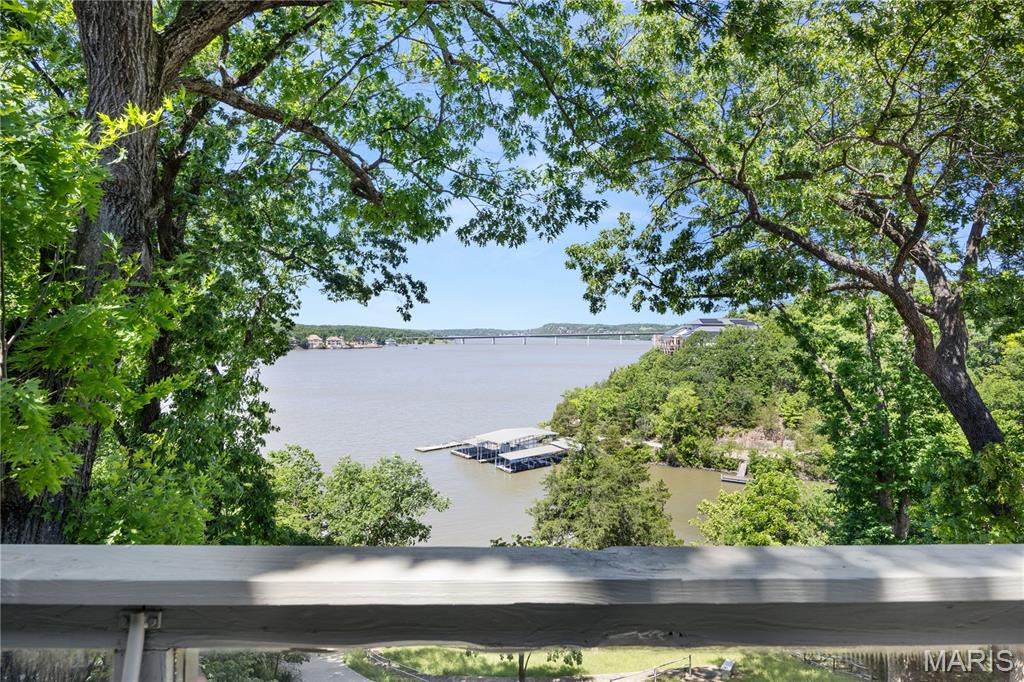 Arrowhead Beach Club Sub - Residential