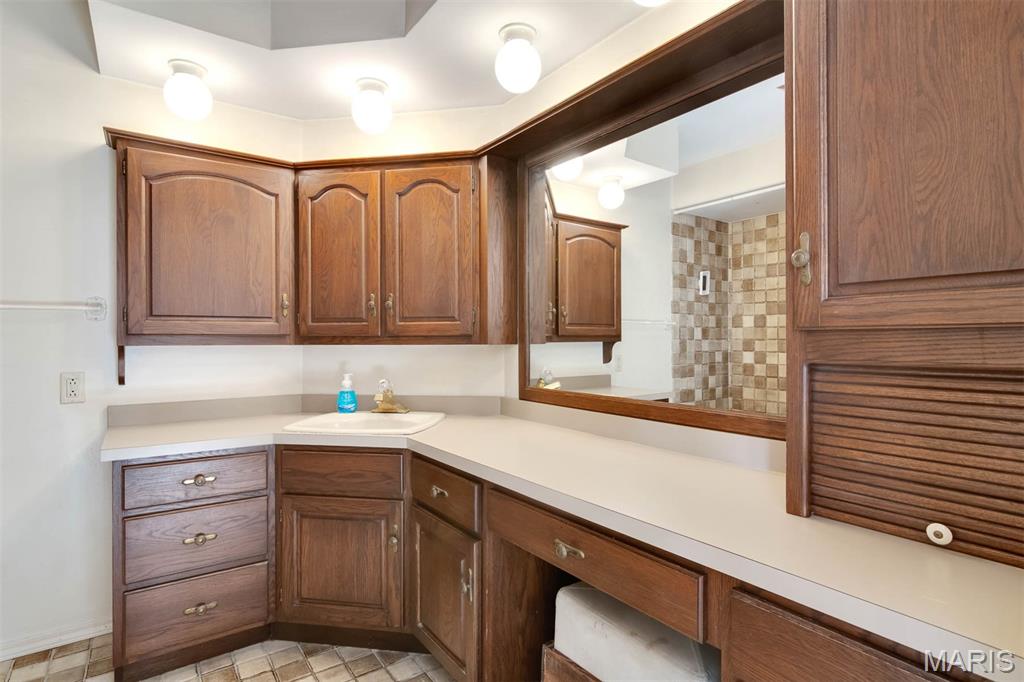 Clinton Bluffs - Residential