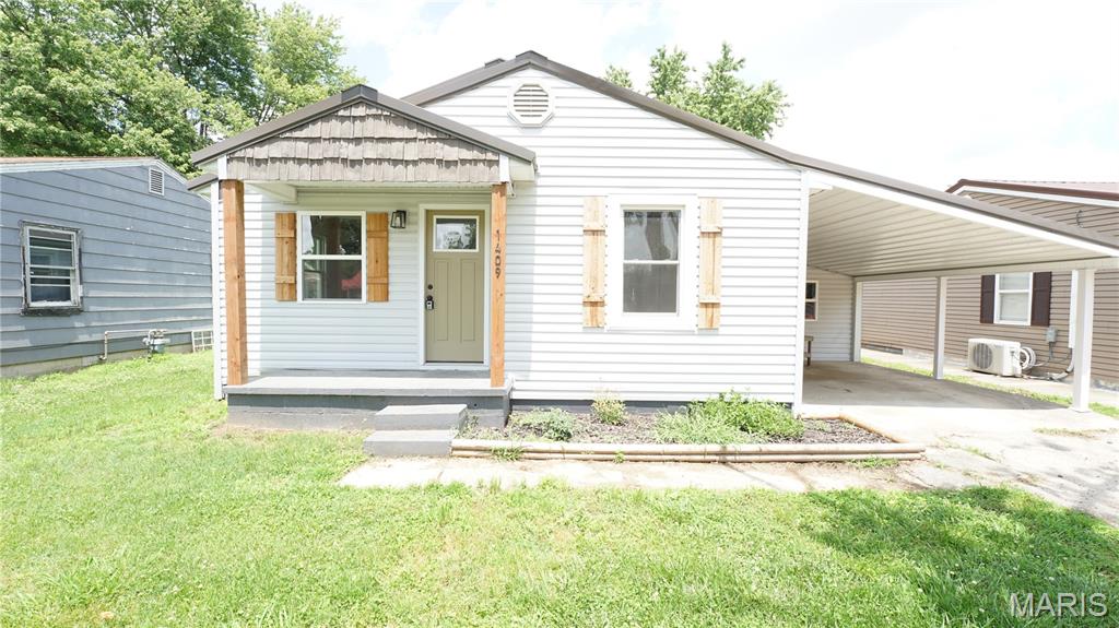 Move right into this beautifully remodeled 3-bedroom, 1-bath home located in Dexter, Missouri! Nearly every aspect of this home has been updated, offering the perfect blend of modern finishes and low-maintenance living. Step inside to find brand-new luxury vinyl plank flooring throughout, custom built-in cabinetry, updated lighting, and a completely redesigned kitchen featuring new cabinetry, countertops, and appliances that will remain with the home. The bathroom has been fully renovated with stylish finishes, creating a fresh and inviting space. Major improvements include a new metal roof, updated HVAC system, replacement windows, and new interior and exterior doors, providing peace of mind for years to come. Outside, you'll appreciate the convenience of a covered carport and a spacious backyard with plenty of room for kids, pets, gardening, or entertaining. Whether you're a first-time homebuyer, looking to downsize, or searching for a turnkey property, this fully remodeled home is ready for its next owner. Schedule your showing today and see everything this Dexter home has to offer!