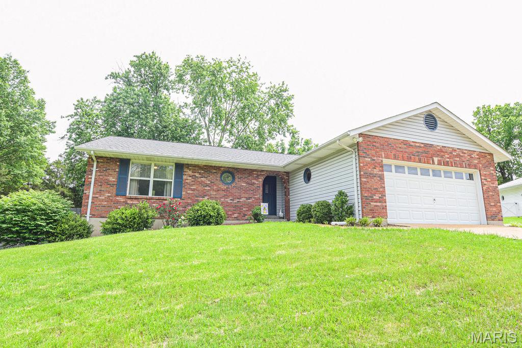 6124 Barrington Oaks, Cedar Hill, MO is a beautiful and comfortable home in the established Barrington Oaks neighborhood, offering a large yard (nearly half an acre!) and generous interior space along with a screened-in porch to extend your floorplan. 

Single floor living (including a main floor dedicated laundry room) with neutral finishes, tech upgrades like wifi enabled bathroom speakers for your best shower serenades and and a solid maintenance history provide the perfect canvas to make this your forever home! The screened-in porch extends your living area to the outdoors, ideal for morning coffee or evening entertaining, and the expansive yard delivers ample room for family, pets, gardening, and gatherings. 

The large basement doubles your square footage and there's one finished room in the lower level and plenty of space to add more finished areas.  A brand new HVAC system provides peace of mind and the wood burning fireplace was able to heat the entire home during an outage last year!!

Cedar Hill is growing with quick access to shops, parks, and commuting routes, this home sits in an ideal area near outdoor recreation and community amenities.