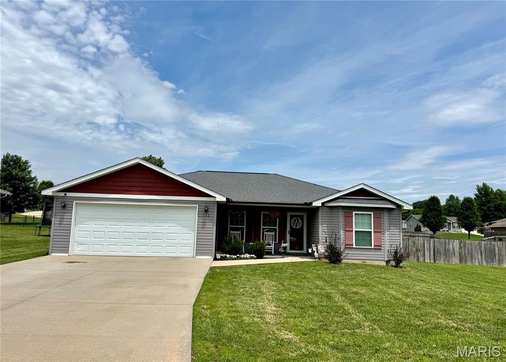 Craftsman style ranch in established Hawks Landing Subdivision! Split bedroom floorplan with open concept. The kitchen features breakfast bar center island and stainless steel appliances. Primary ensuite with double vanity and walk-in closet. Flat yard with wood privacy fence. Well maintained home with extra insulation and low utility bills.