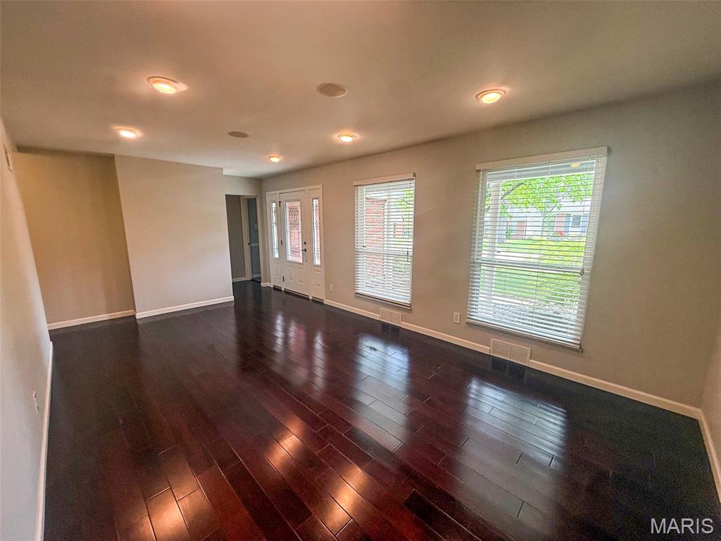 Sherwood Forest Estates - Residential