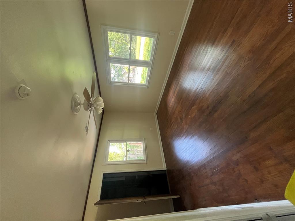 Lester - Residential