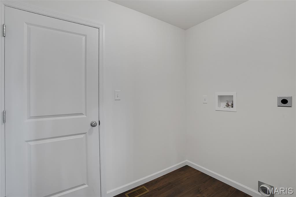 Bella Terra 87 - Residential