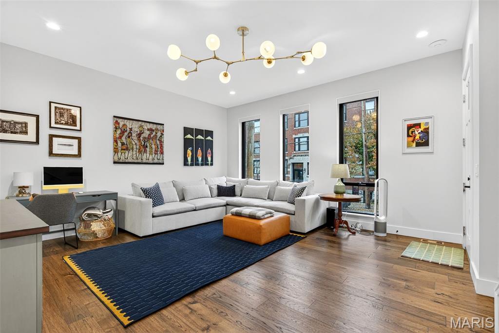 Artizen/West Pine Twnhms - Residential Lease