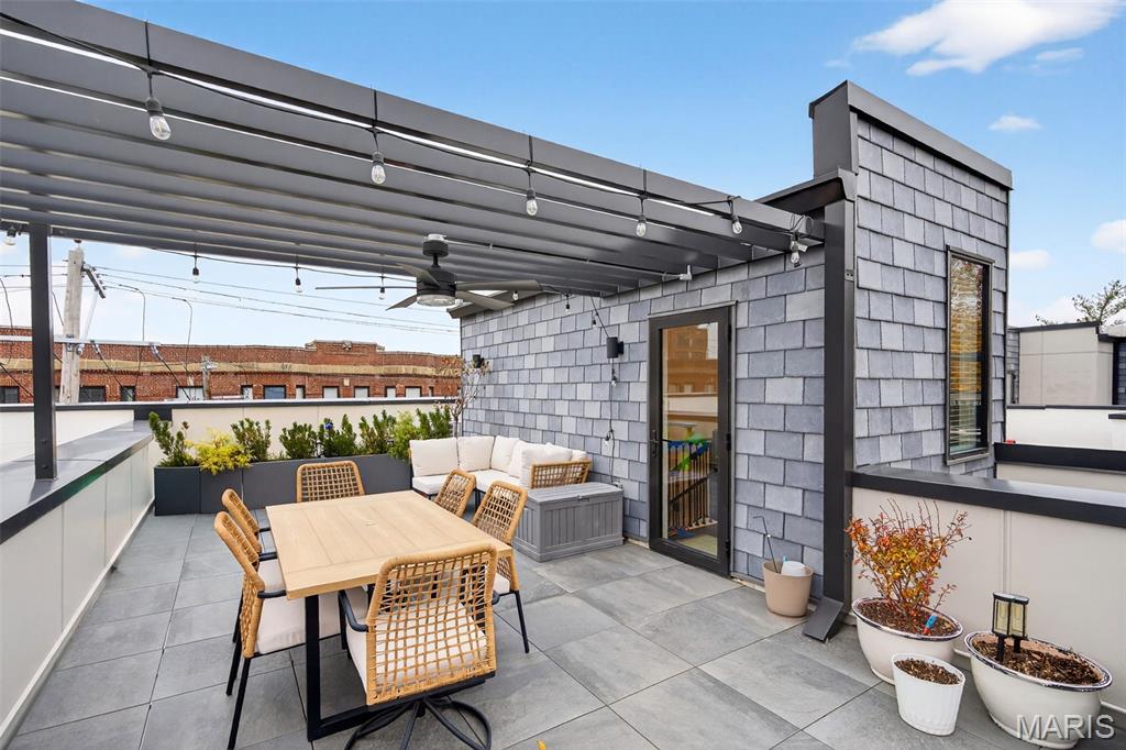 Artizen/West Pine Twnhms - Residential Lease