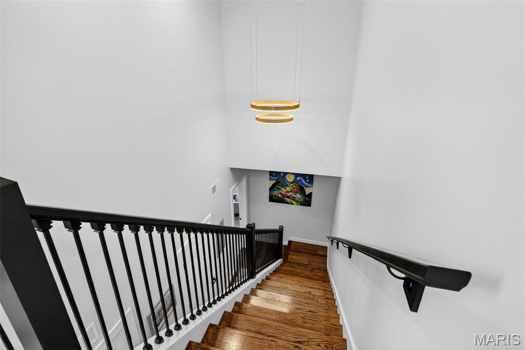 Artizen/West Pine Twnhms - Residential Lease