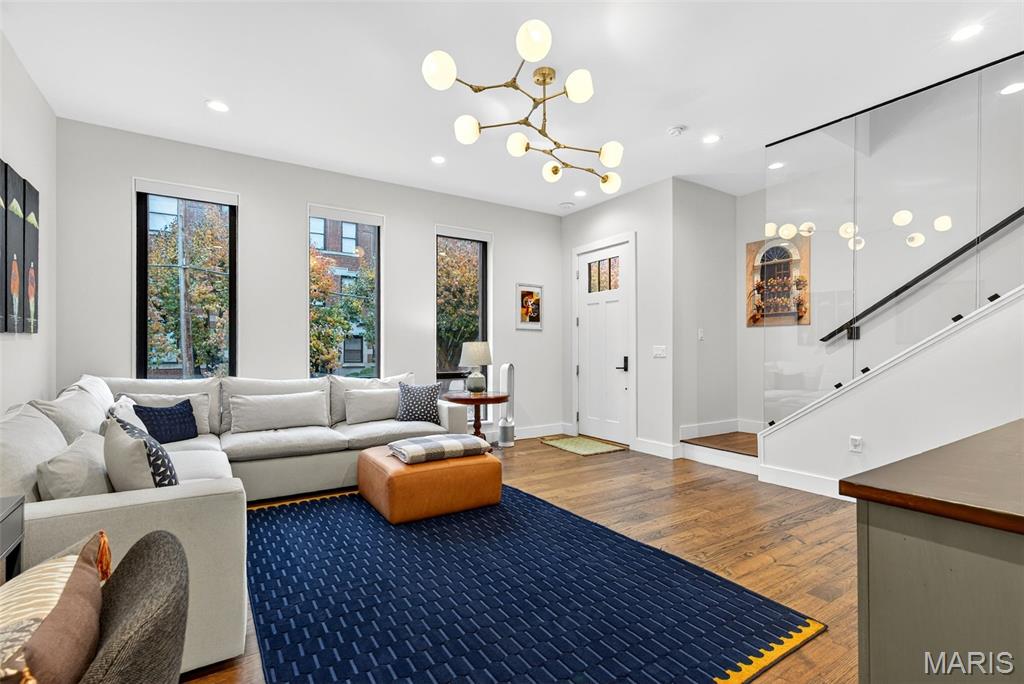 Artizen/West Pine Twnhms - Residential Lease