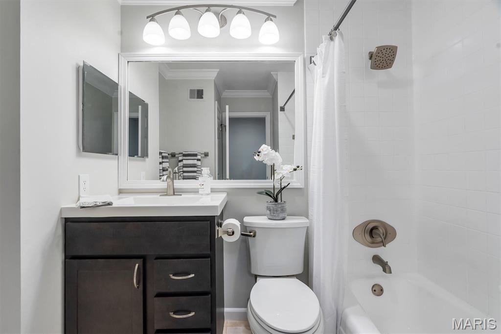 Mason Woods Village Condo - Residential
