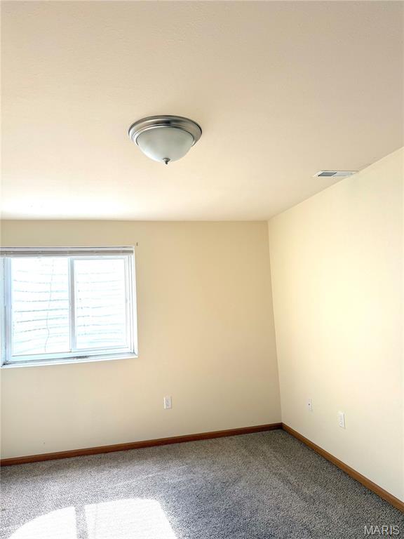 TOWNSEND SQUARE - Residential Lease