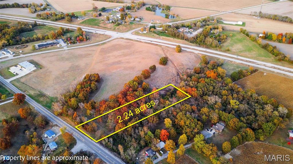 Hard-to-find 2.24 acre building site nestled among mature trees, offering a beautiful natural backdrop for your future home. This property provides the perfect balance of privacy and open space, giving you flexibility to design and build exactly what you envision while enjoying a peaceful setting. Located on the outskirts of Jerseyville, this lot offers the convenience of nearby amenities without sacrificing the quiet feel of country living. With ample space for a home, garage, and outdoor features, this is a great opportunity to create your own private retreat in a desirable location.