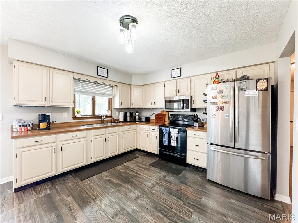 Subdivision Lake Hill Estates - Residential