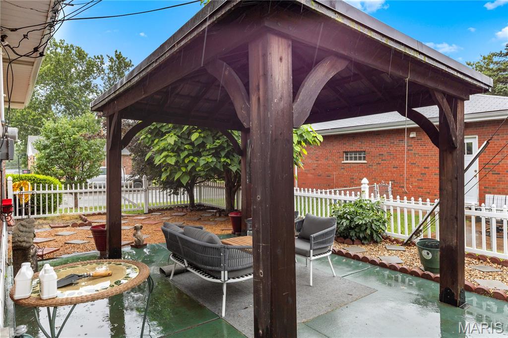 Viola Place - Residential