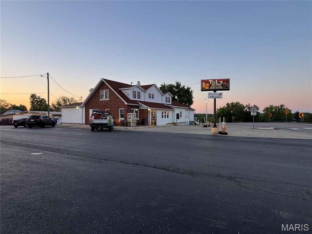Freeburg - Commercial Sale