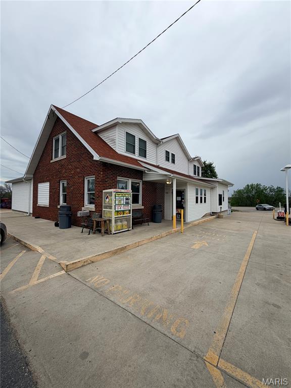 Freeburg - Commercial Sale