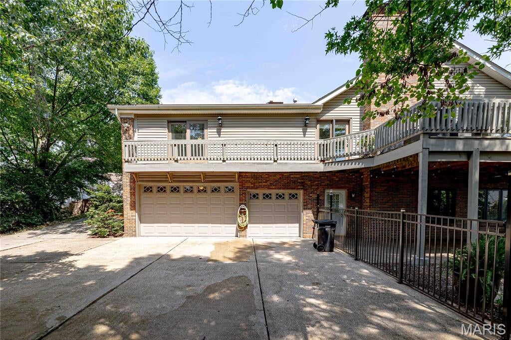 Oakvilla Manor - Residential