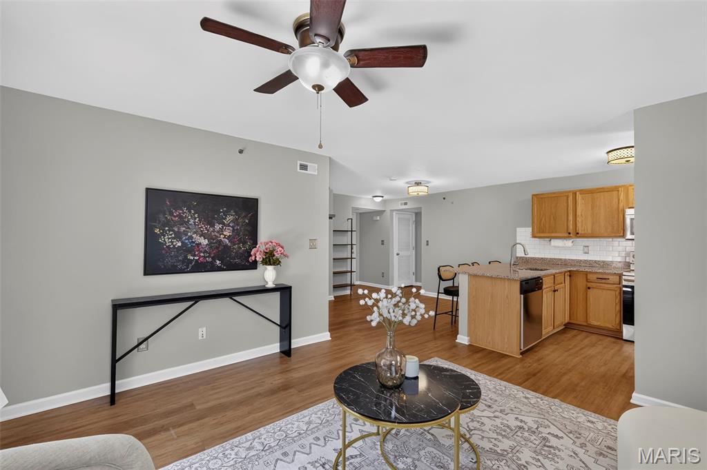 Springhurst Terrace #5 - Residential