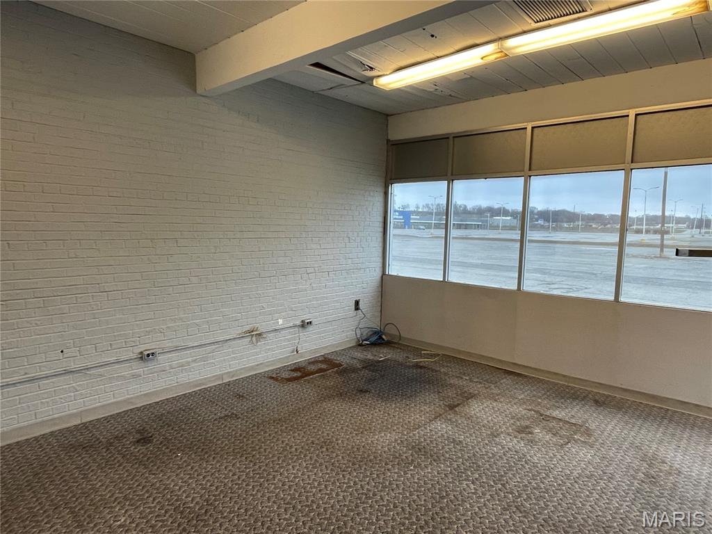 Not in a subdvision - Commercial Sale