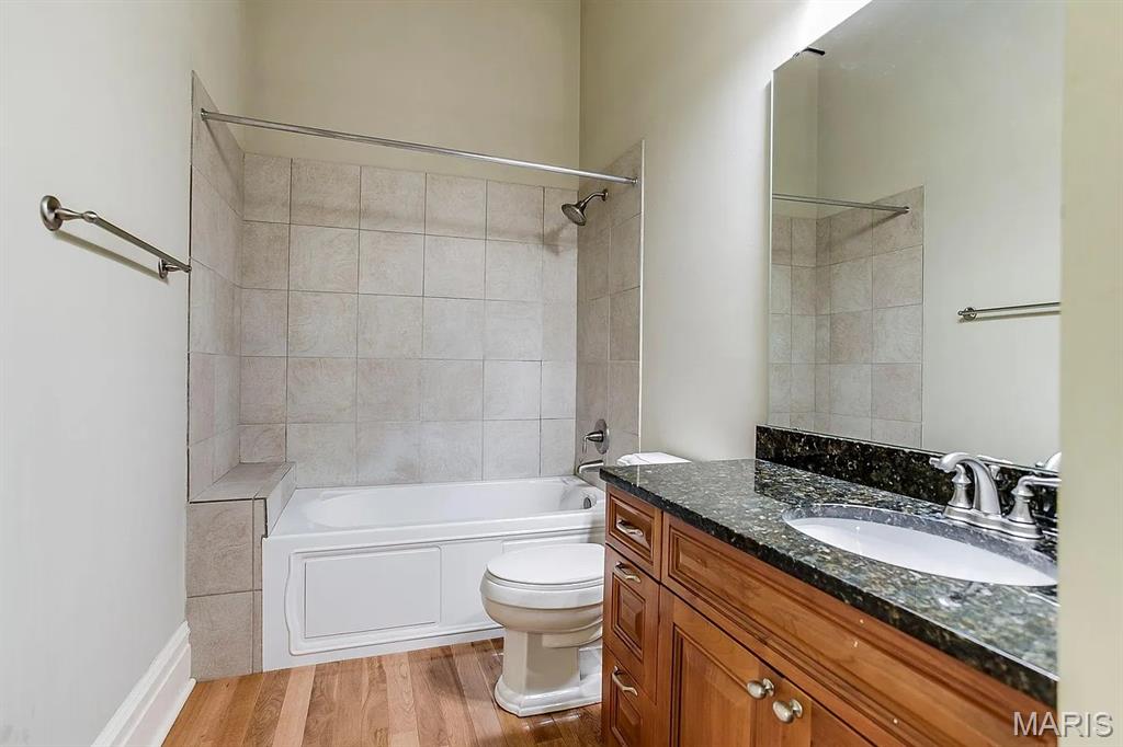 Grand Lofts - Residential
