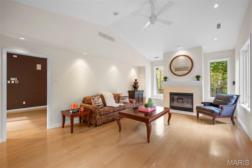 Two Creeks - Residential
