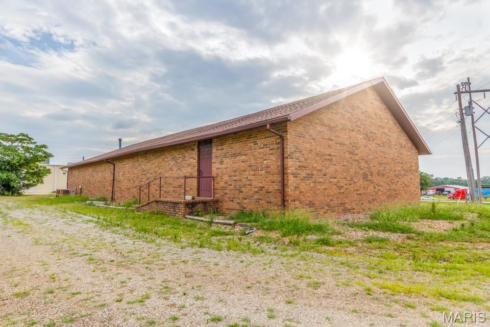 Rural - Commercial Sale