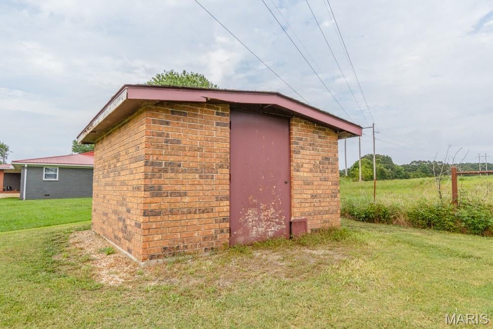 Rural - Commercial Sale