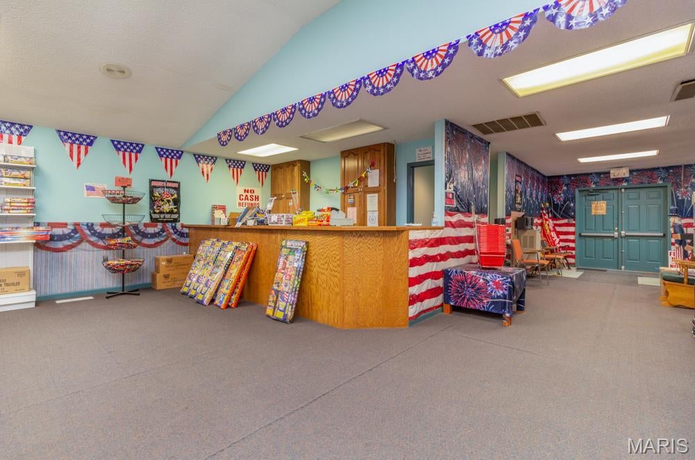 Rural - Commercial Sale