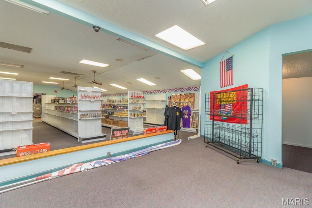 Rural - Commercial Sale