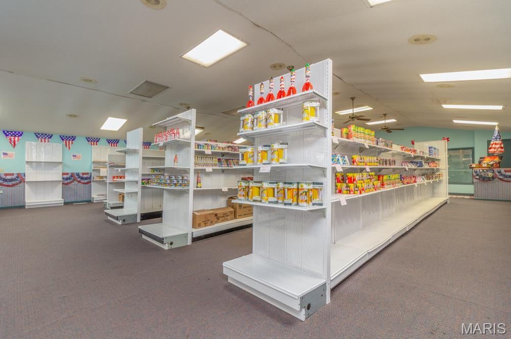 Rural - Commercial Sale