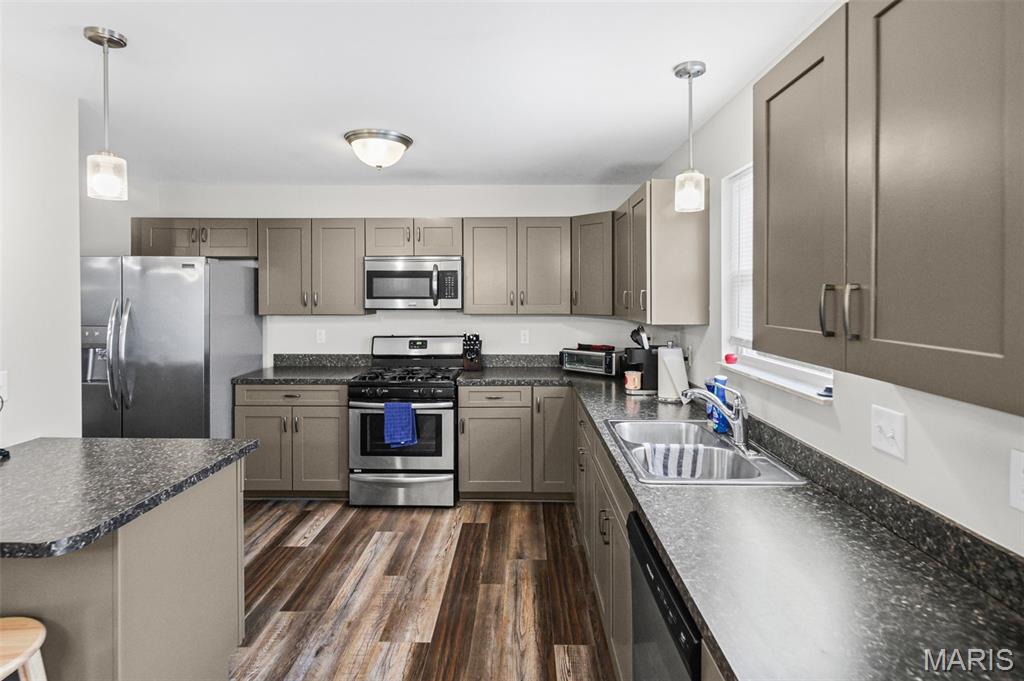 Del Ray Estates - Residential