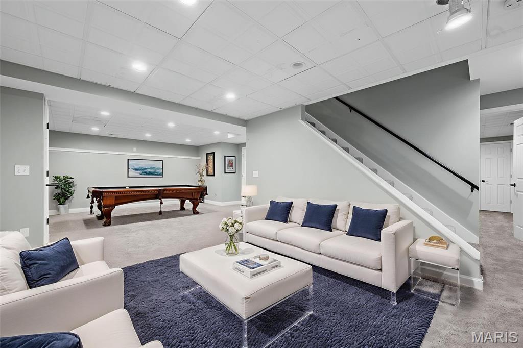 Hawken Condo Ph J - Residential