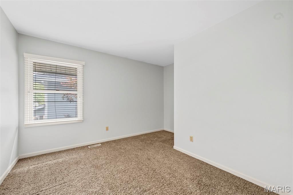 Hawken Condo Ph J - Residential