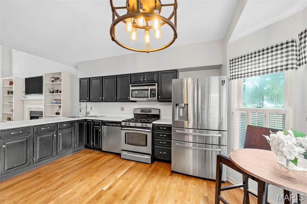 Hawken Condo Ph J - Residential