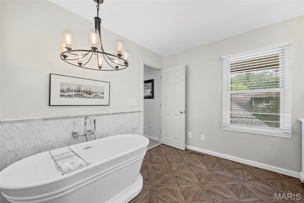 Hawken Condo Ph J - Residential