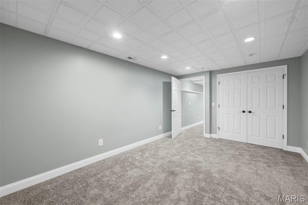 Hawken Condo Ph J - Residential