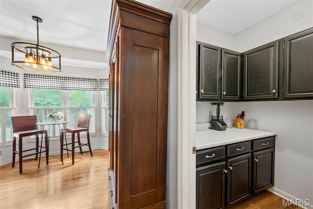 Hawken Condo Ph J - Residential