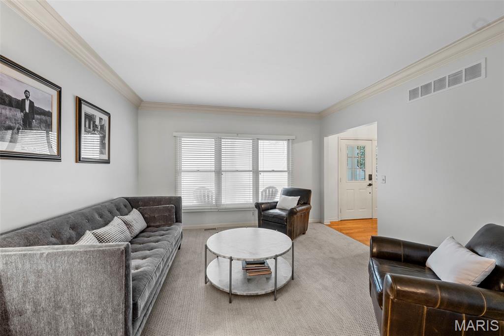 Hawken Condo Ph J - Residential