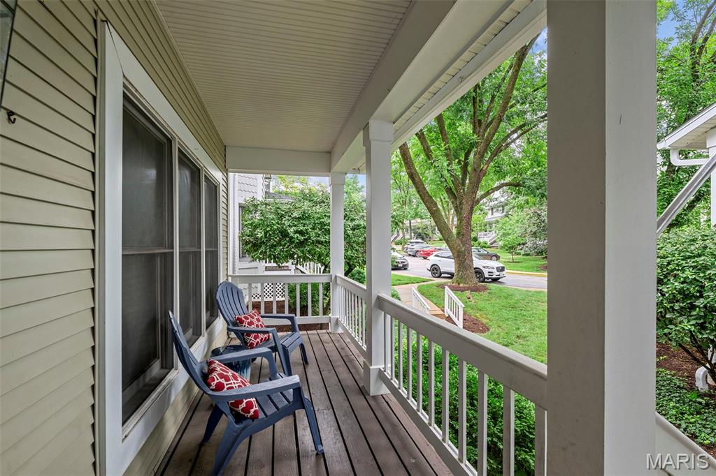 Hawken Condo Ph J - Residential