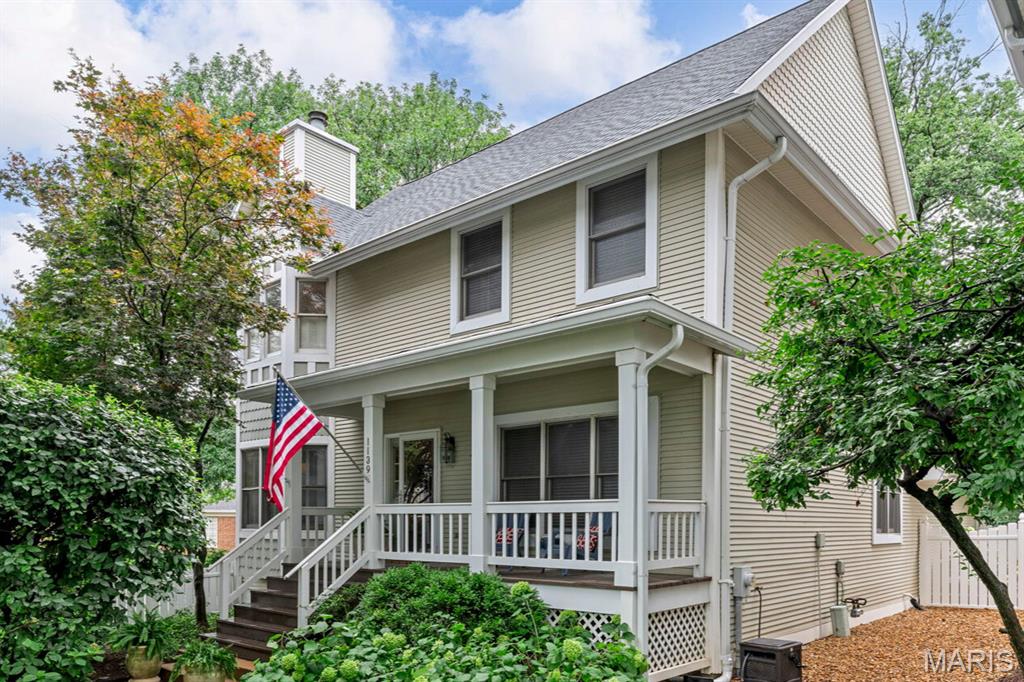 Discover this beautifully updated 4-bedroom, 2.5-bathroom home offering over 3,000 square feet of stylish, low-maintenance living in one of Webster Groves’ most desirable neighborhoods. Enjoy the ease of living with beautifully maintained grounds and a welcoming community atmosphere. The association takes care of all exterior and outdoor maintenance for truly easy and convenient living. Step inside to a spacious, light-filled floor plan designed for modern living and effortless entertaining. Soaring two-story ceilings in the great room create an impressive, open feel, seamlessly connecting to the kitchen for easy gatherings. Beautiful crown molding enhances the dining and living room areas with classic elegance. Upstairs, the primary suite is a true retreat, featuring an elegantly updated bathroom and a custom master closet that’s sure to make your heart skip a beat. The finished basement offers flexible space perfect for a media room, guest suite, home office, or playroom—whatever best suits your lifestyle. For added peace of mind, the home includes freshly updated systems throughout, including a brand new roof, HVAC, hot water heater, and sump pump. Don’t miss this rare opportunity to own a move-in-ready home in the heart of Webster Groves. Schedule your private showing today and see why the Hawken community is so highly sought after! Monthly HOA fee covers-Roof, Siding, Landscaping, Private road, Common area, Snow removal for roads/sidewalks, Trash pickup & some insurance!