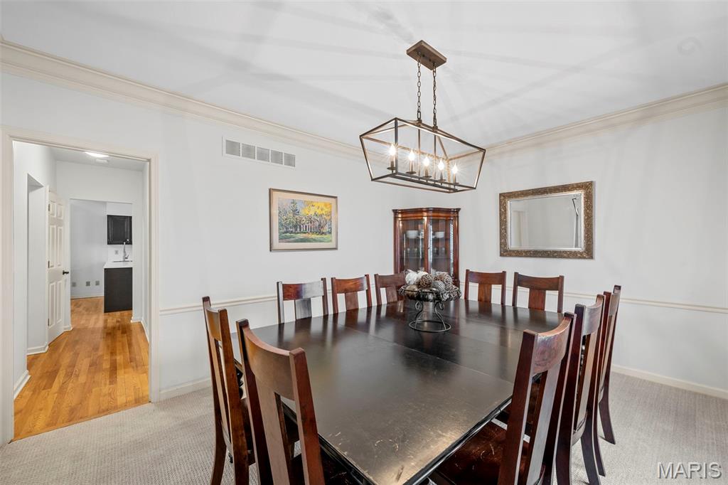 Hawken Condo Ph J - Residential