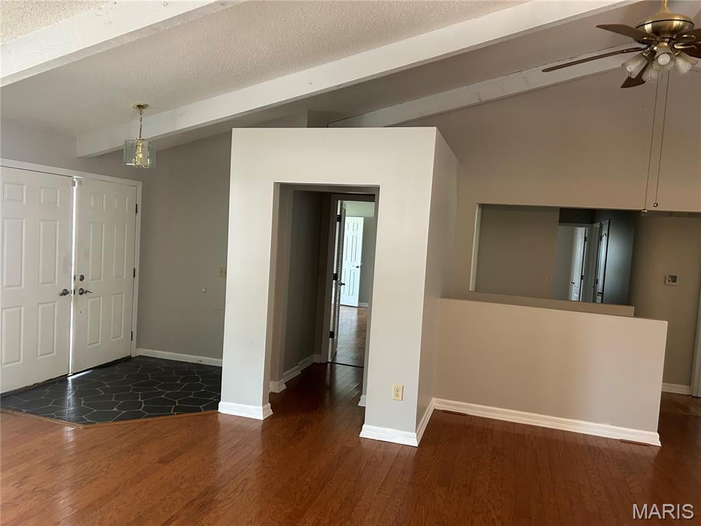 Lsl #6 Resub #106 & 123 - Residential Lease
