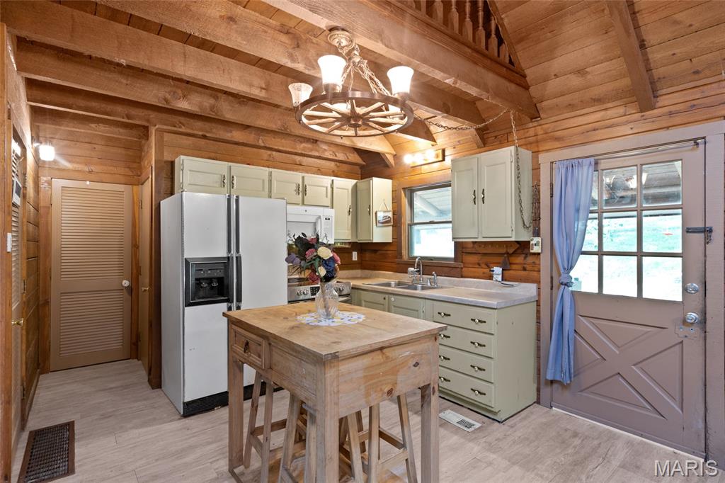 Lake Seven Falls - Residential